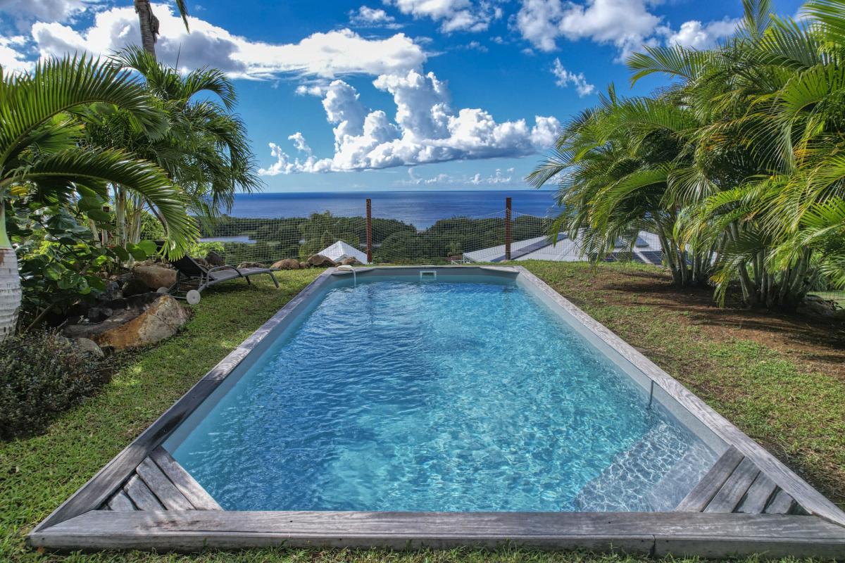 28.Guadeloupe Deshais- location villa 4 chambres 8 personnes avec piscine vue Mer